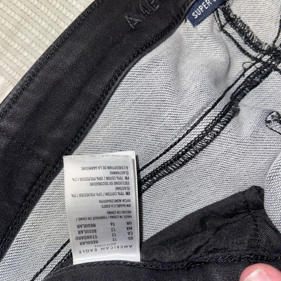Miss Me Jeans & American Eagle Jeans - Picture 12 of 14